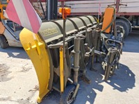 RARO1486_2927303 vehicle image