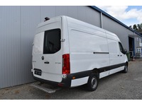 TOC1273_3014201 vehicle image