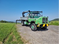 0461025 vehicle image