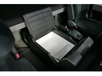 DOLD2821_2735414 vehicle image