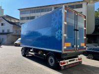 PREI272_2698486 vehicle image