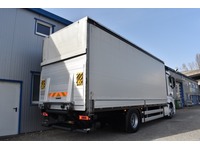 TOC1273_2845244 vehicle image