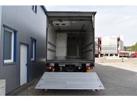 TOC1273_3026799 vehicle image