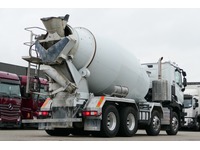 DOLD2821_2720115 vehicle image
