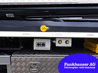 HUTT218_2776921 vehicle image