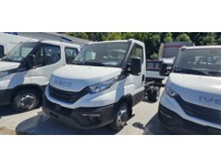 SEDU206_2886212 vehicle image