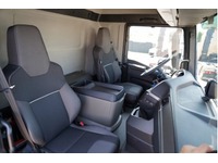 GCTA8102_2803434 vehicle image