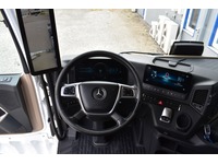 TOC1273_3046753 vehicle image
