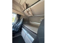 INTG9387_2901086 vehicle image