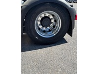 INTG9387_2901086 vehicle image