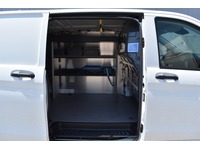 TOC1273_2664175 vehicle image