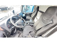 TAMZ4659_2831942 vehicle image