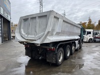 AGRO3463_2757465 vehicle image