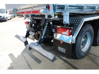 NUES8043_2838916 vehicle image