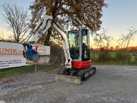 UNIK8334_2749348 vehicle image