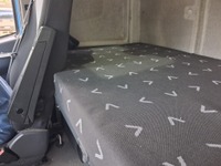 RARO1486_2981314 vehicle image