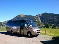 0483025 vehicle image