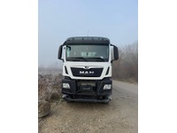 0085026 vehicle image