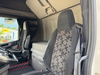 AGRO3463_2991955 vehicle image