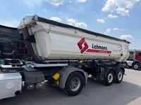 UNIK8334_2964585 vehicle image