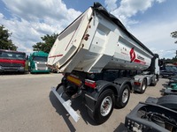 UNIK8334_2964585 vehicle image