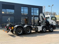 TMR8055_2868631 vehicle image