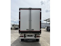 GREA182_2930613 vehicle image
