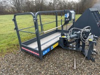 SPRA789_2841026 vehicle image