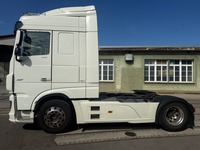 ZELJ895_3002812 vehicle image