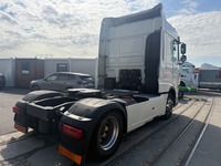 ZELJ895_3002812 vehicle image