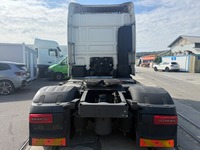ZELJ895_3002812 vehicle image