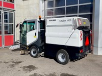 GAWE9877_2828593 vehicle image