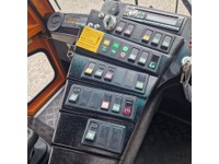 MOSE812_2809190 vehicle image