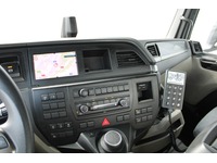 BFS260_2724455 vehicle image