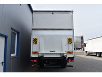 TOC1273_2940407 vehicle image