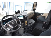 TOC1273_2940407 vehicle image