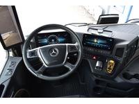 TOC1273_2940407 vehicle image
