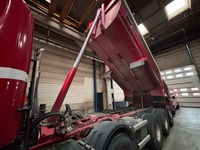 MERC9702_2801092 vehicle image