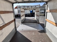 THOM6454_2740460 vehicle image