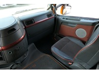 DOLD2821_2900545 vehicle image