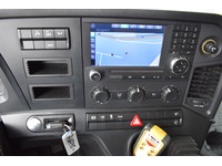 TOC1273_2719729 vehicle image