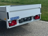 HUTT218_2899104 vehicle image