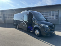 THUR7336_2856307 vehicle image