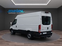 FLAA9869_2785820 vehicle image