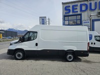 SEDU206_2519896 vehicle image