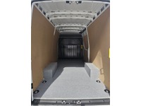 SEDU206_2519896 vehicle image