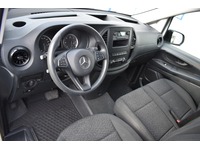 TOC1273_2741673 vehicle image