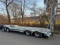 0126026 vehicle image