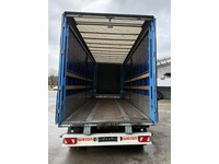 GREA182_2862375 vehicle image