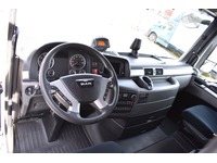 TOC1273_2751177 vehicle image